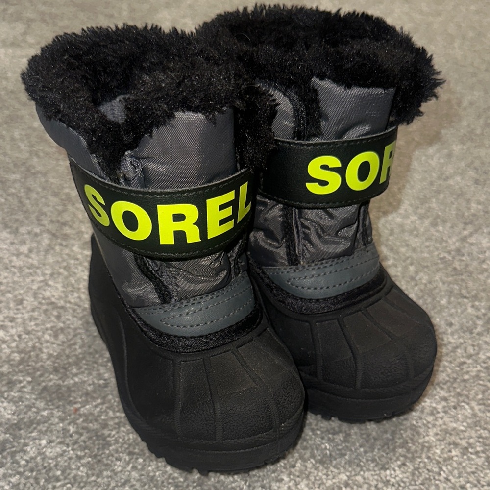 Sorel Black Kids' Snow Commander Winter Boots with Neon Yellow Logo